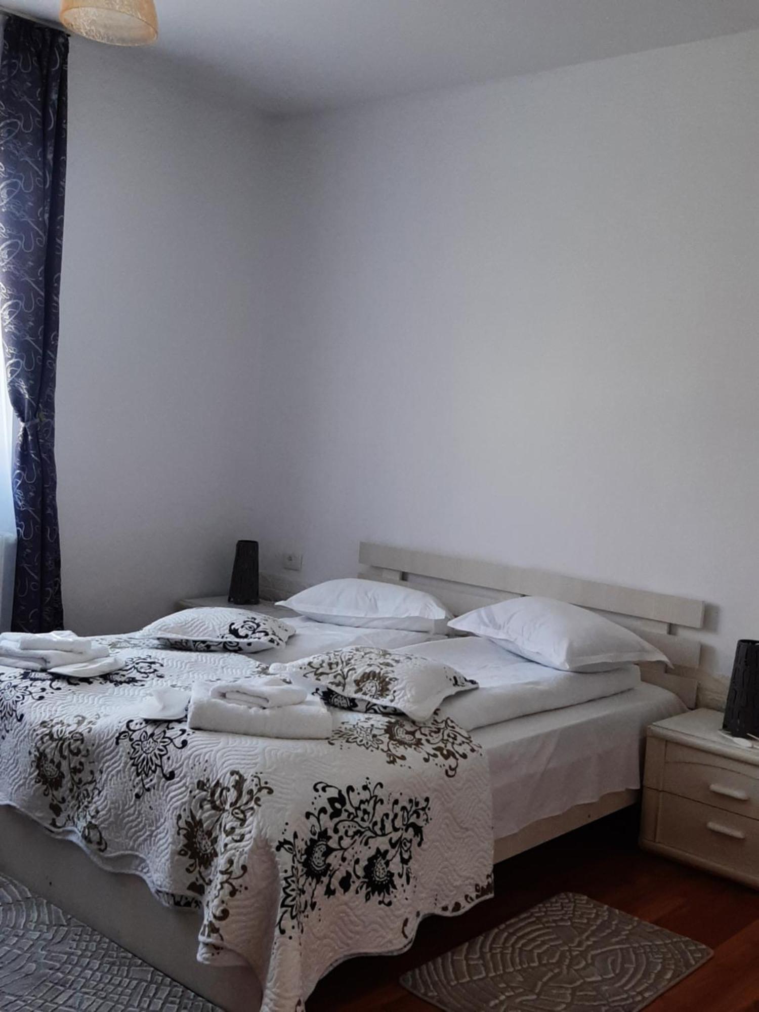 Pensjonat Casa Monica Dragus Zewnętrze zdjęcie