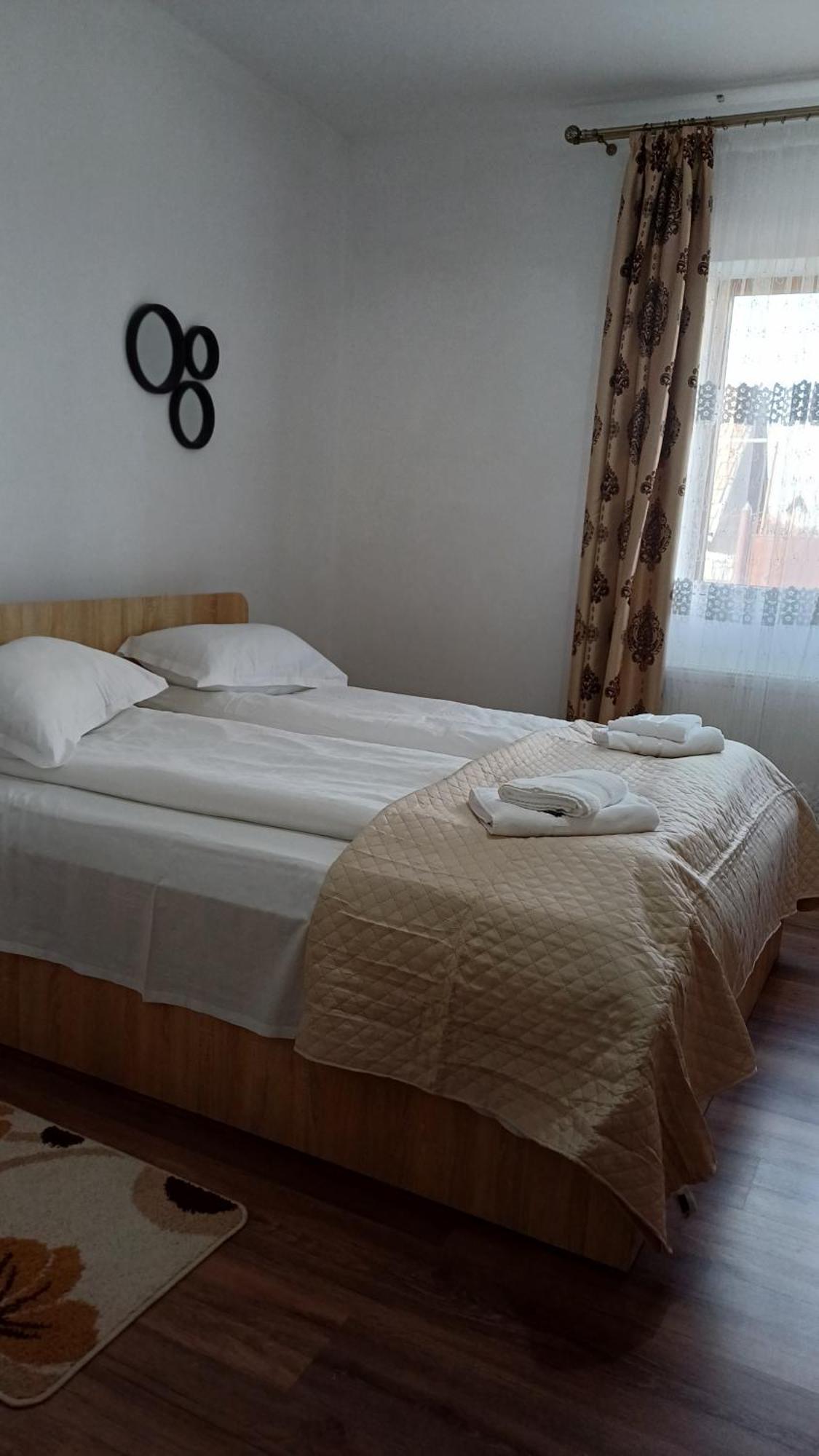 Pensjonat Casa Monica Dragus Zewnętrze zdjęcie